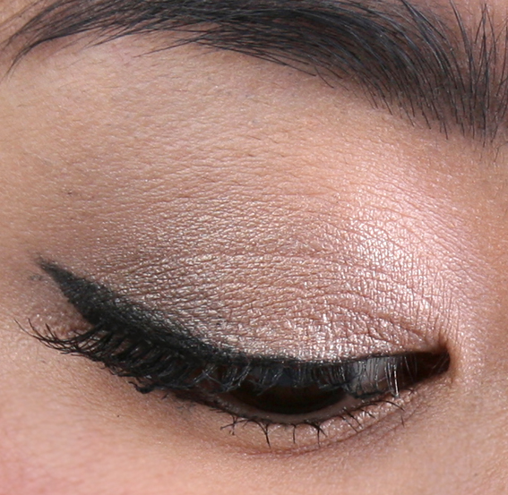 bobbi-brown-gel-liner-eye-swatch-2