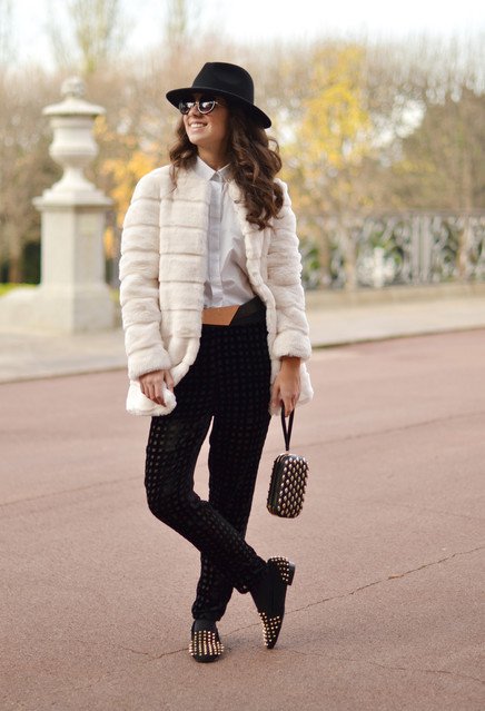 Trendy-Black-and-White-Outfit-for-2015