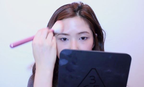 แต่งหน้าสีพีช