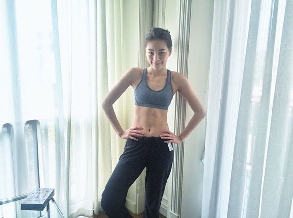 จันจิ ชุดว่ายน้ำ