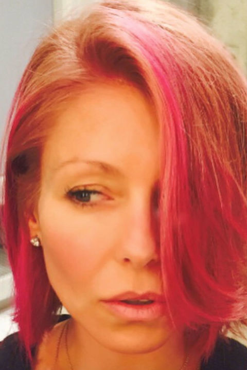 mcx-pink-hair-kelly-ripa