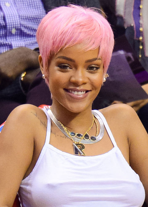 mcx-pink-hair-rihanna