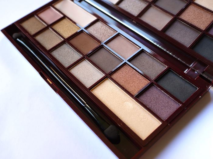 Makeup Revolution Chocolate Palette