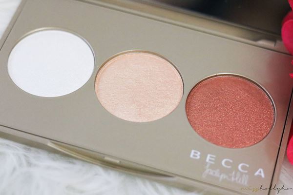 รีวิว Becca Champagne Glow