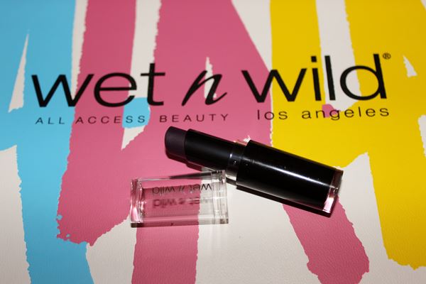 รีวิว wet n wild vamp it up