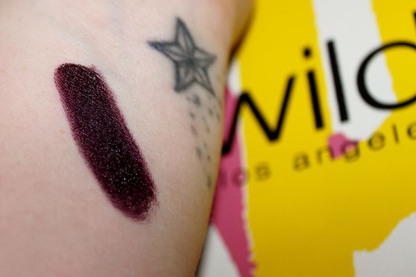 รีวิว wet n wild vamp it up