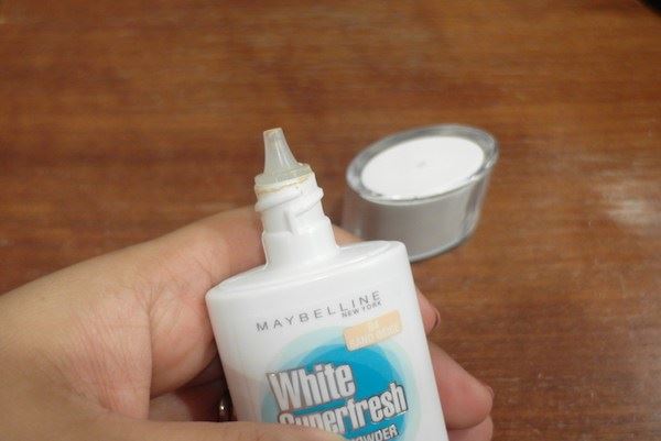 รีวิว maybelline white superfresh liquid powder