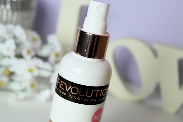 รีวิว Makeup Revolution Pro Fix