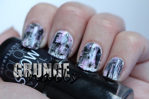 แฟชั่นเล็บ Grunge nail