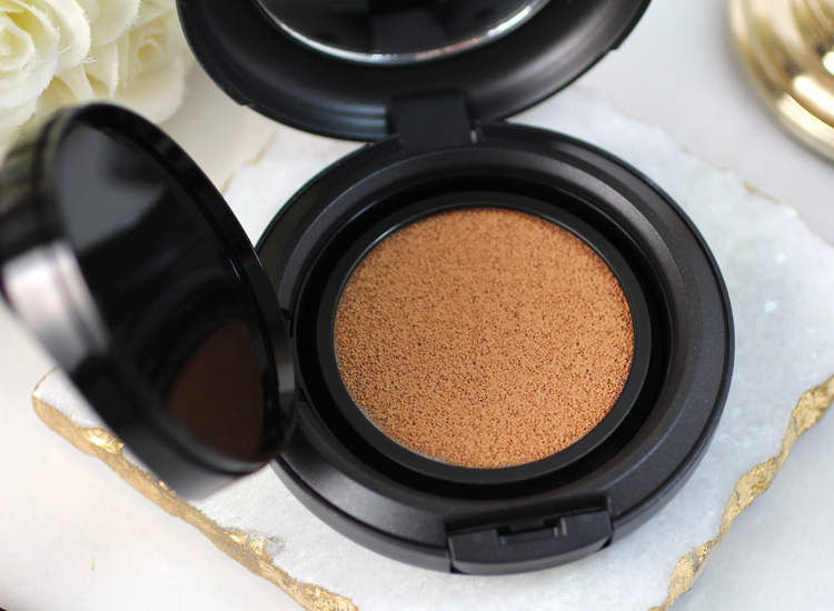 MAC Matchmaster Shade Intelligence Compact