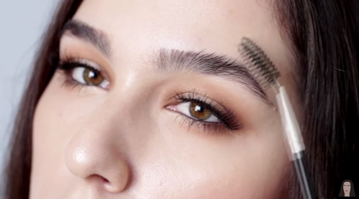 Thick Eyebrow