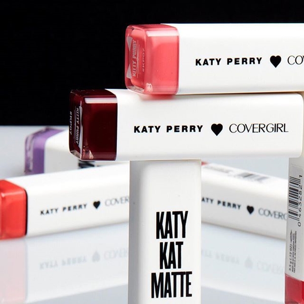 รีวิว Katy Kat Matte Lipstick