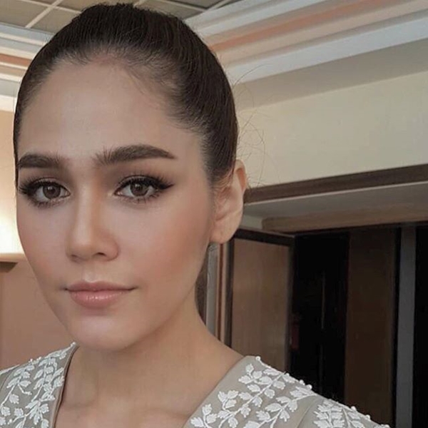 ช่างแต่งหน้าเจ้าสาว