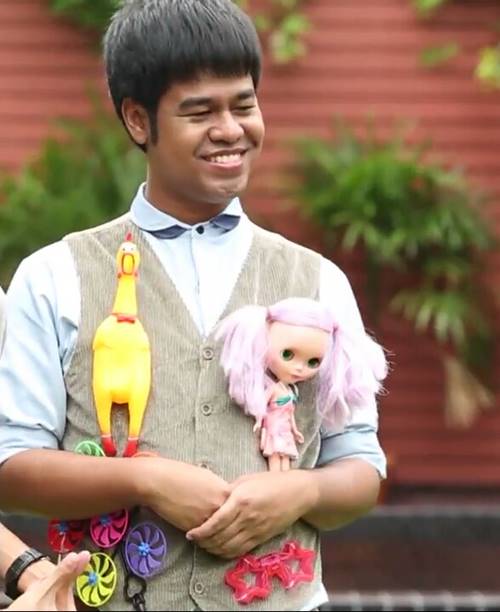 เล็ก ดาวิกา take guy out