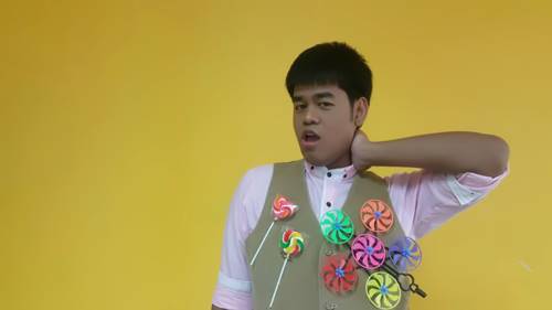 เล็ก ดาวิกา take guy out
