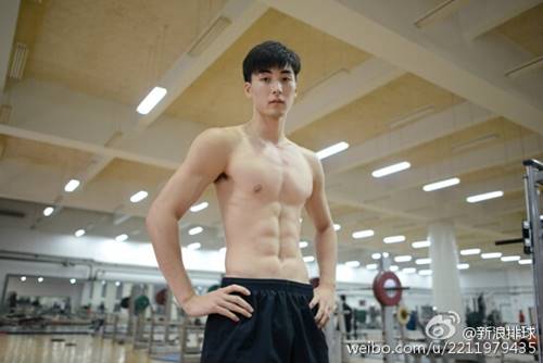 นักกีฬา โอลิมปิก หล่อ