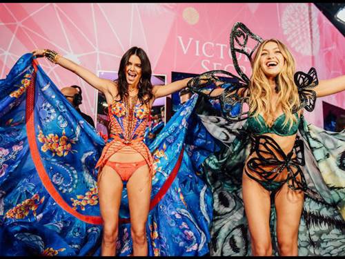 2015 Victoria's Secret Fashion Show - Show