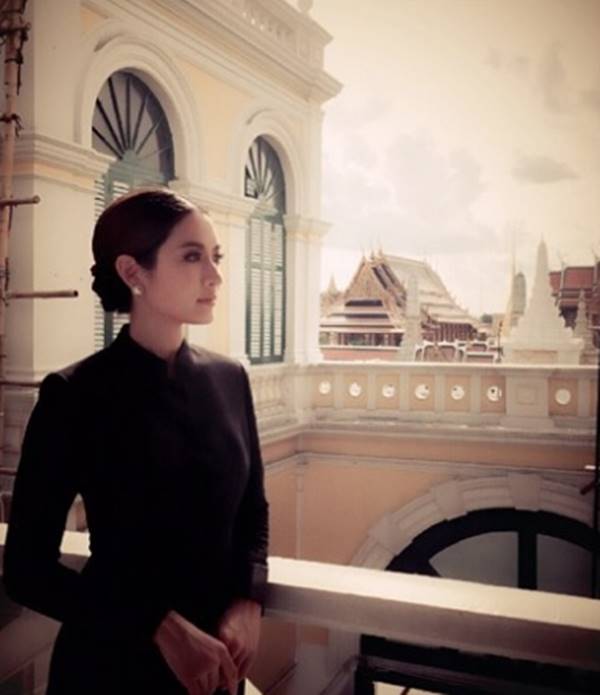ดาราใส่ชุดไทยจิตรลดา