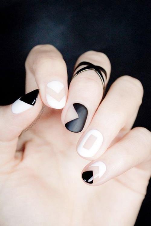 Black And White Nails