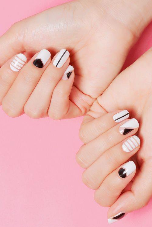 Black And White Nails