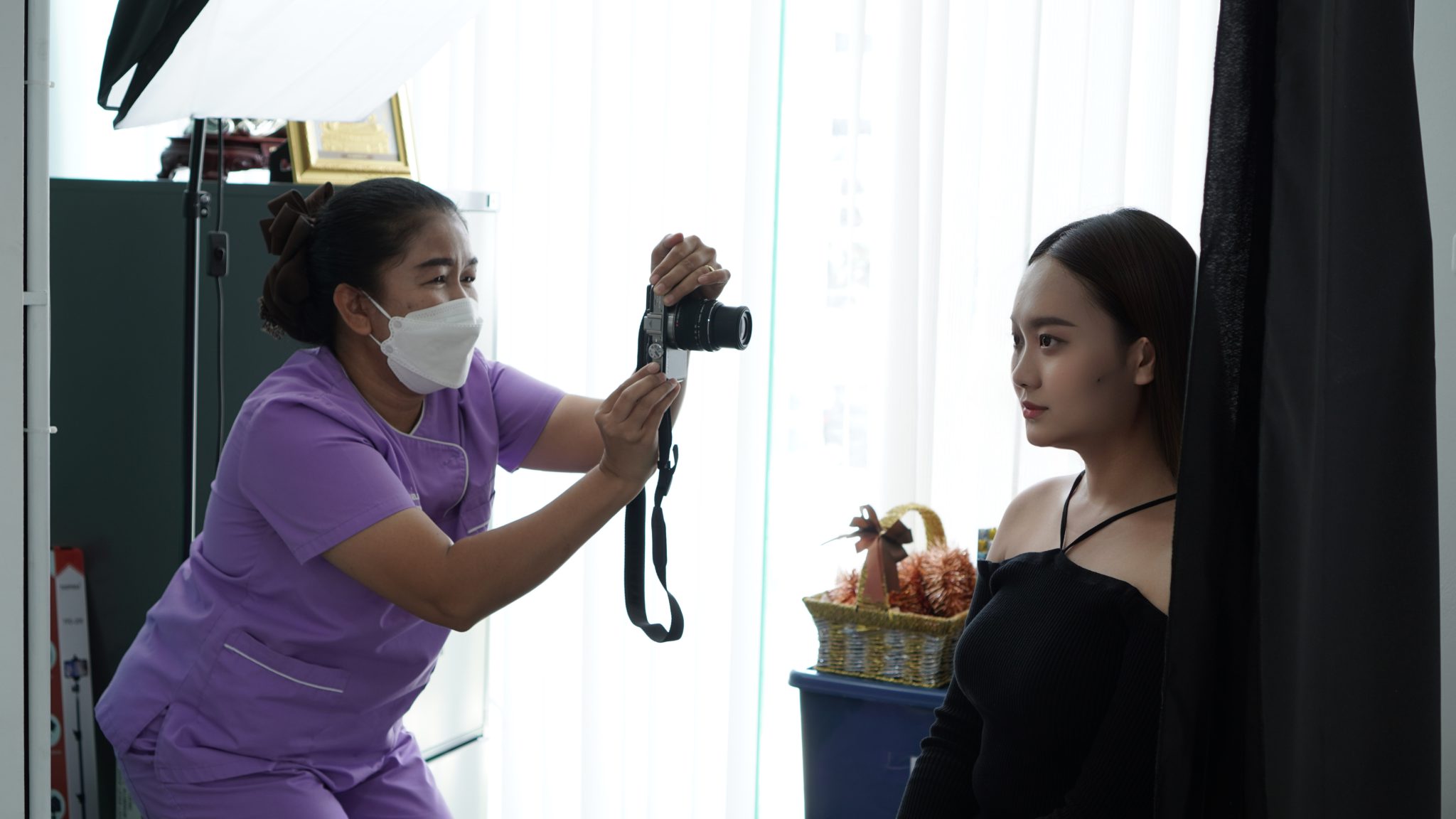 รีวิว เปลี่ยนหน้าเหลี่ยมเป็นหน้าเรียว ที่ Dr. Pomelo Clinic Ladyissue